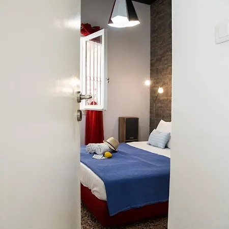 Private Studio Apartment